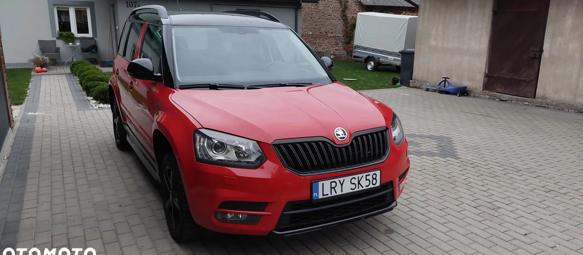 Skoda Yeti cena 49900 przebieg: 84000, rok produkcji 2014 z Dęblin małe 154